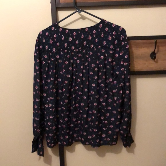 Flower Blouse - Picture 2 of 5